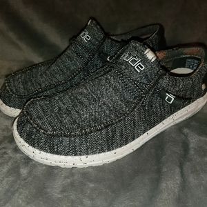 Hey Dude Men's Wally Sox 10